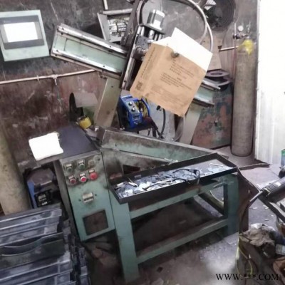 豐鑫堆焊設(shè)備  重汽配件焊接專機 PLC控制 步進電機驅(qū)動 兩軸叉補 **