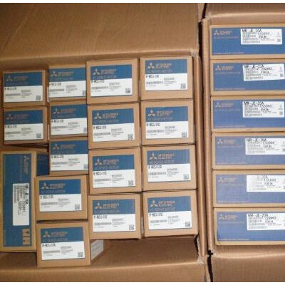 三菱伺服電機MR-JE-300A+HF-SN302BJ-S100帶制動原裝進口專業(yè)