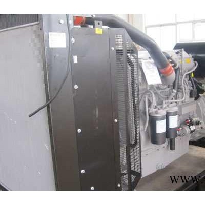 【?？邓埂?800KW進(jìn)口帕金斯發(fā)電機(jī)、價(jià)格公道