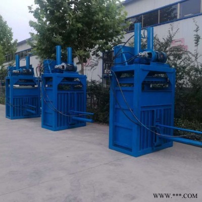 塑料瓶壓塊擠包機(jī) 油桶專用壓扁機(jī) 廢油漆桶壓扁機(jī)