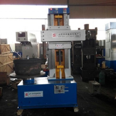 T8370鏜鼓機，新型變頻器控制鏜鼓機，滕州盛豐T8360無級調(diào)速制動汽車鏜鼓機