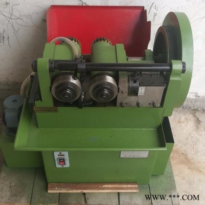 專業(yè)供應(yīng)3T凸輪式偏心式無油壓高精密小型滾牙機(jī)3T滾絲機(jī)可裝配自動(dòng)化  機(jī)米螺絲專用小型3T滾絲機(jī) 滾牙機(jī)