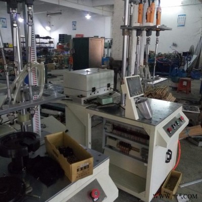 廠家專業(yè)生產(chǎn)  自動螺絲機  多工位自動螺絲機 價格優(yōu)美