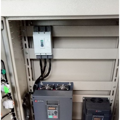 電柜電箱XL-21 鄭州高低壓配電柜配電箱定做非標 河南鄭州高低壓配電柜配電箱啟動柜GGDPLC變頻器電柜定做非標組裝