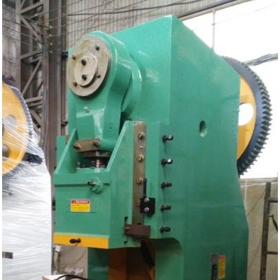 淄博金軒機(jī)床 ** 后背輪 J21-160t 固定臺式?jīng)_床 壓力機(jī)(圖) 量大從優(yōu)