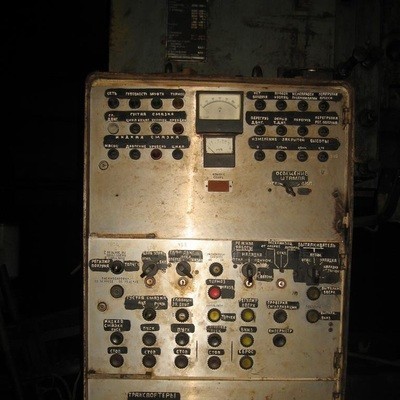 供應(yīng)瓦洛涅日AKKB8544，二手進(jìn)口4000噸熱模鍛壓力機(jī)