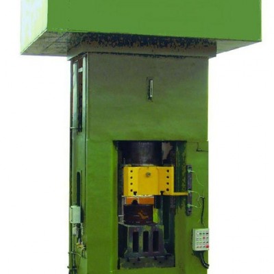 **供貨商。壓力機(jī)廠家 鍛壓機(jī)械  電動(dòng)螺旋壓力機(jī)