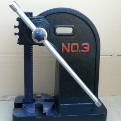 供應(yīng)2T手動壓力機(jī)手動壓力機(jī)3T