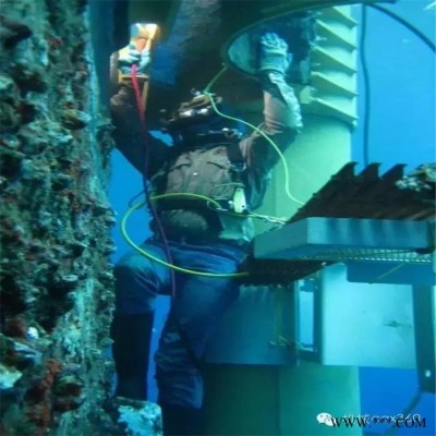 【翔隆水下工程】 水下焊接  水下焊接設(shè)備   江蘇專業(yè)水下焊接工程   水下項(xiàng)目  水下管道焊接