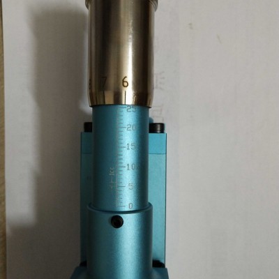 定量閥打黃油用的定量設備油脂流量控制閥