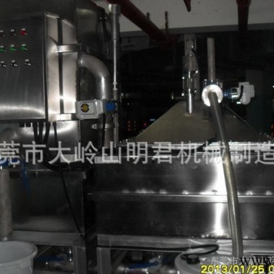 餐飲水自動(dòng)隔油器 隔油池 油水分離器 酒店油脂分離器，是我公司自主生產(chǎn)研發(fā)有15年的經(jīng)驗(yàn)。就是為了讓客戶買的放心用的省心