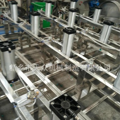 豆腐加工廠豆腐成型設(shè)備 氣動(dòng)壓型機(jī)