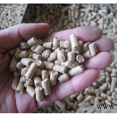 牛羊飼料生產(chǎn)線，秸稈飼料顆粒機(jī)，飼料加工成套設(shè)備，飼料機(jī)組