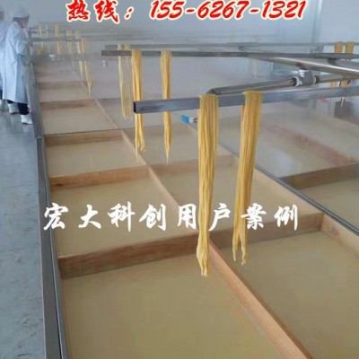 廠家**腐竹生產(chǎn)設(shè)備 家庭作坊式的小型腐竹機(jī)生產(chǎn)線 FZ型腐竹機(jī)設(shè)備價格 腐竹機(jī)生產(chǎn)加工視頻宏大廠家為你提供 免費(fèi)教學(xué)