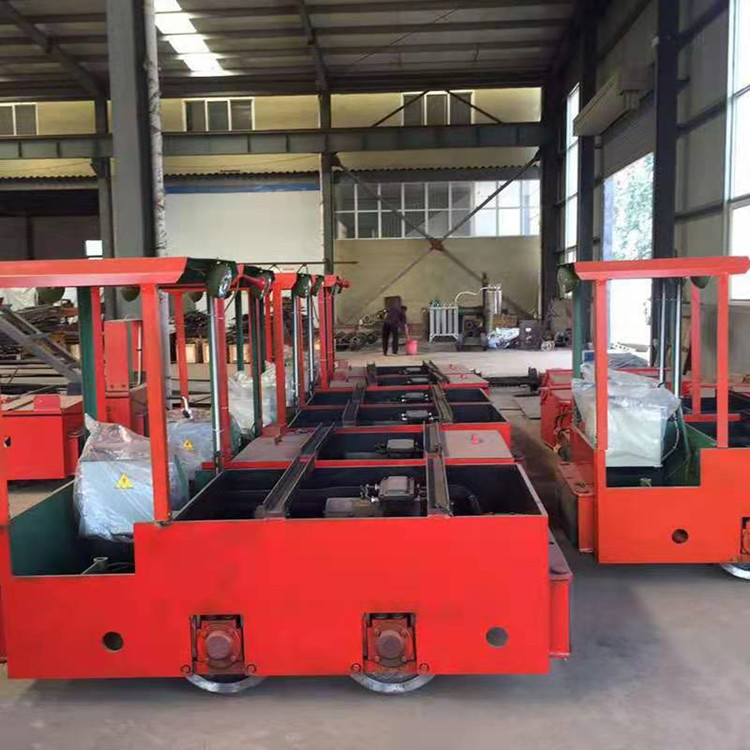 路平機(jī)械 5噸防爆電機(jī)車 無軌防爆電機(jī)車
