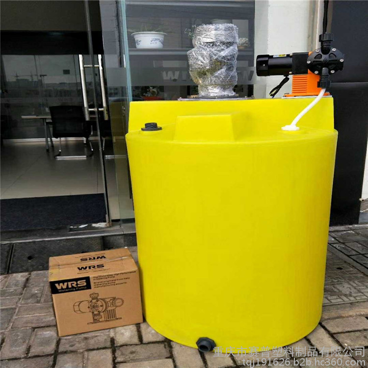 賀州帶電機(jī)加藥箱300升加藥箱進(jìn)口原料
