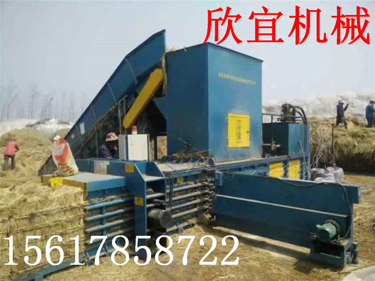 120型多功能臥室廢紙箱打包機(jī) 易拉罐打包機(jī) 秸稈玉米打包機(jī)客戶(hù)現(xiàn)場(chǎng)圖片
