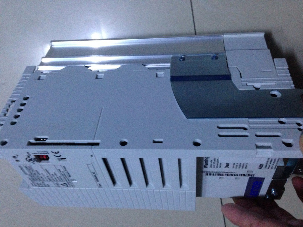 ES751L4TXA倫茨變頻器