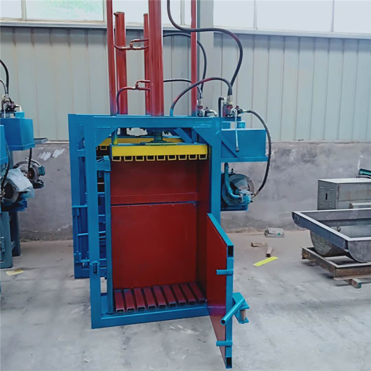 廢塑料瓶小型壓扁機 廢料壓塊半自動捆扎機 益榮油漆桶液壓壓扁機