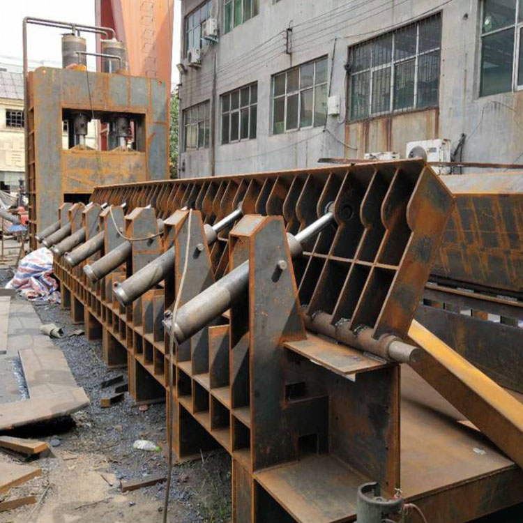 油漆桶龍門剪 大型廢鋼剪切設(shè)備 300T龍門剪 汽車殼龍門剪