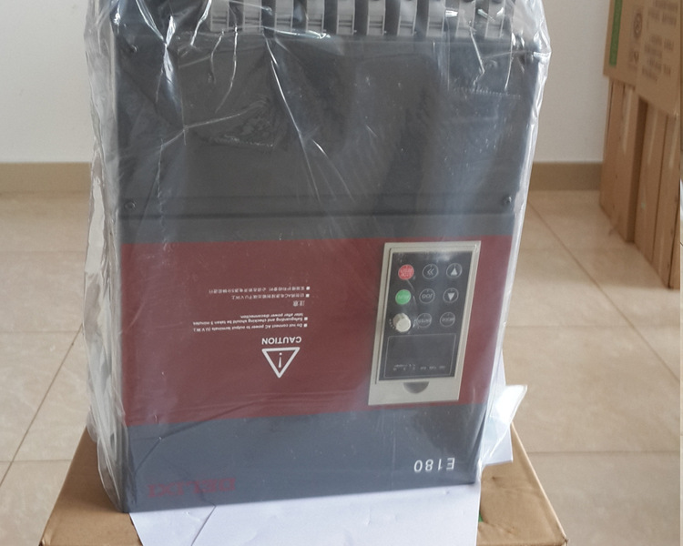 變頻器15
