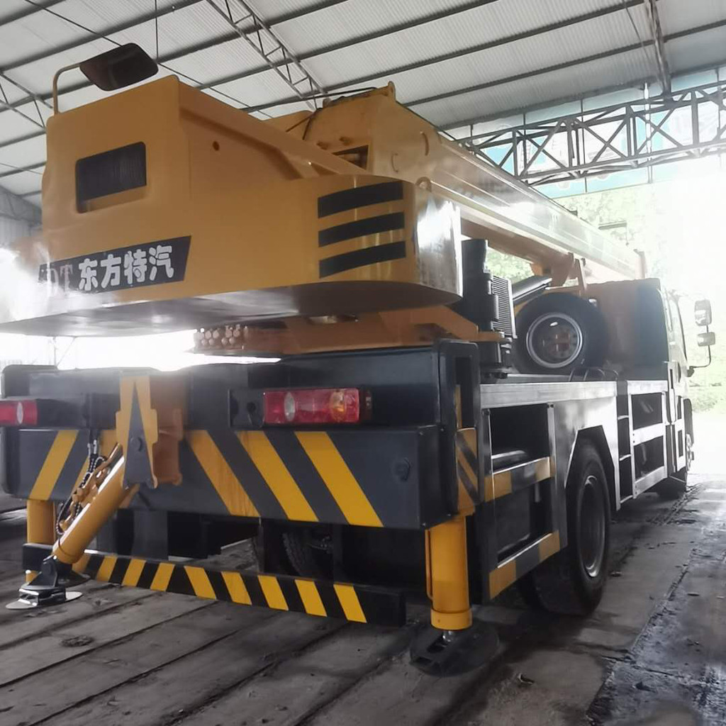 眉山汽車吊車型號規(guī)格    修汽車吊架總成圖    汽車吊架梁方案    汽車吊環(huán)廠家  大量現(xiàn)貨