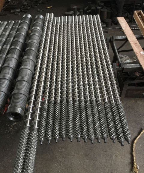 注塑機(jī)法蘭螺絲拆不開_普通注塑機(jī)螺桿        _65熔噴布機(jī)單螺桿