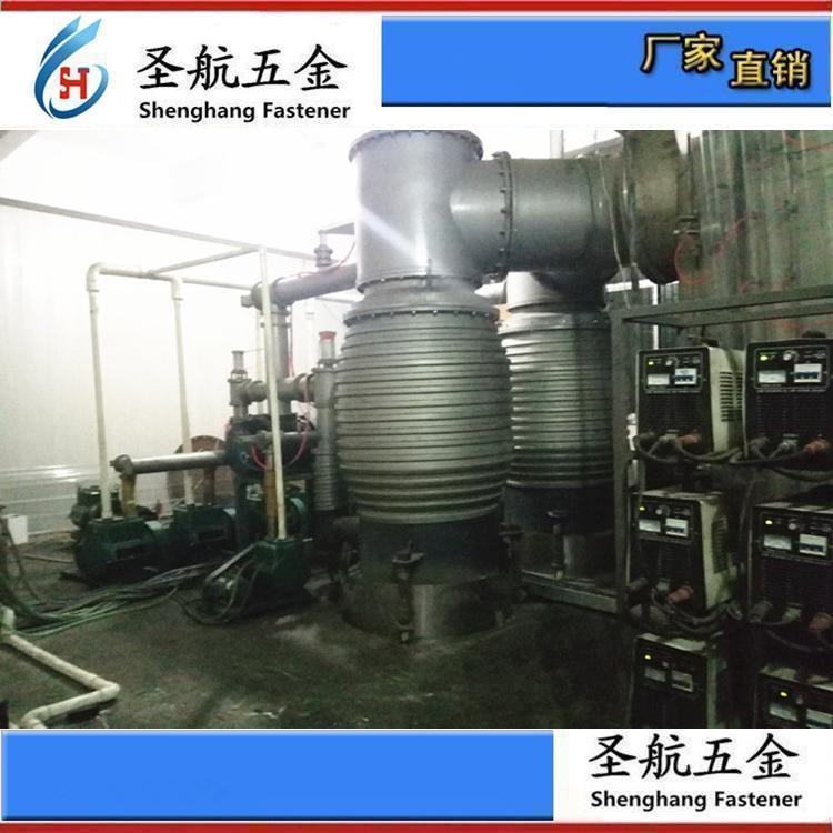 圣航五金真空電鍍生產(chǎn)線車間 1