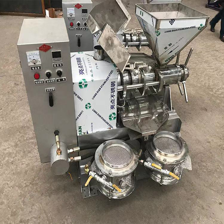 **胡麻榨油機(jī) 山茶籽螺旋榨油機(jī) 電器控制、自動(dòng)加熱