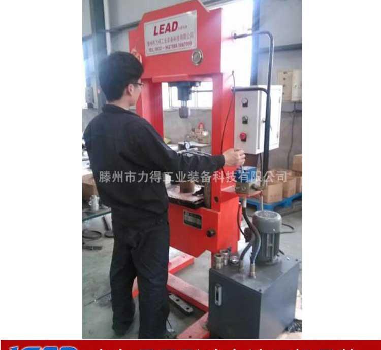 力得龍門液壓機(jī)3