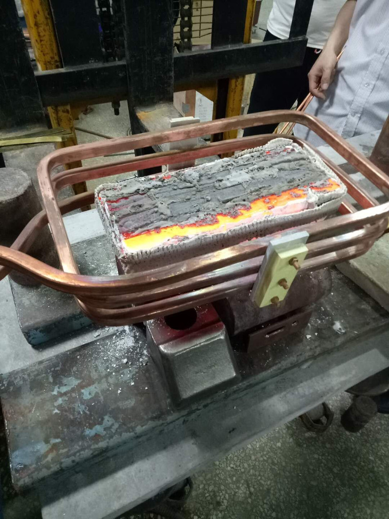 盾構刀具焊接設備