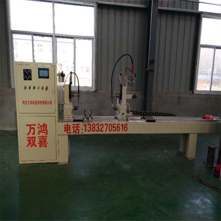橫杠自動(dòng)焊接機(jī).jpg