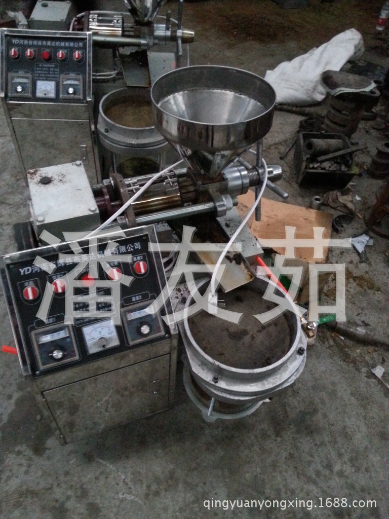 小型榨油機(jī)