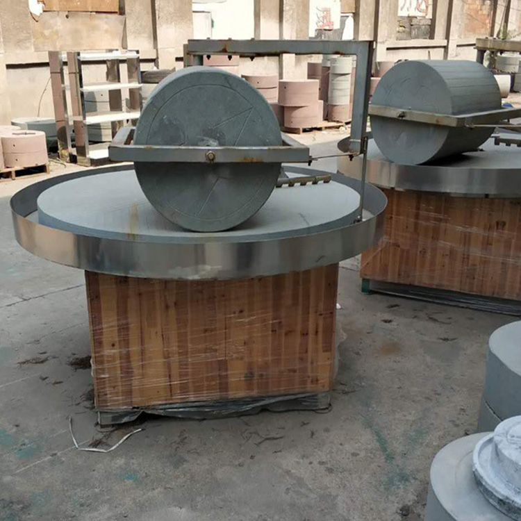 商用型石碾面粉機(jī)谷子脫殼加工設(shè)備辣椒醬加工石碾子價(jià)格